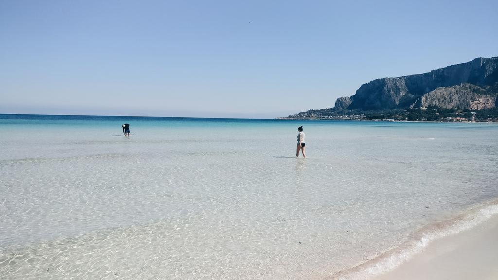B&B Casa Chinaski Mondello Zewnętrze zdjęcie